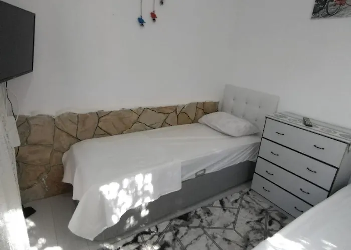 Lägenhet Denize 40m Dsi Tmo Kamp Yani , Aile Icin Uygun Alkolsuez, 2 Klima Gümüldür